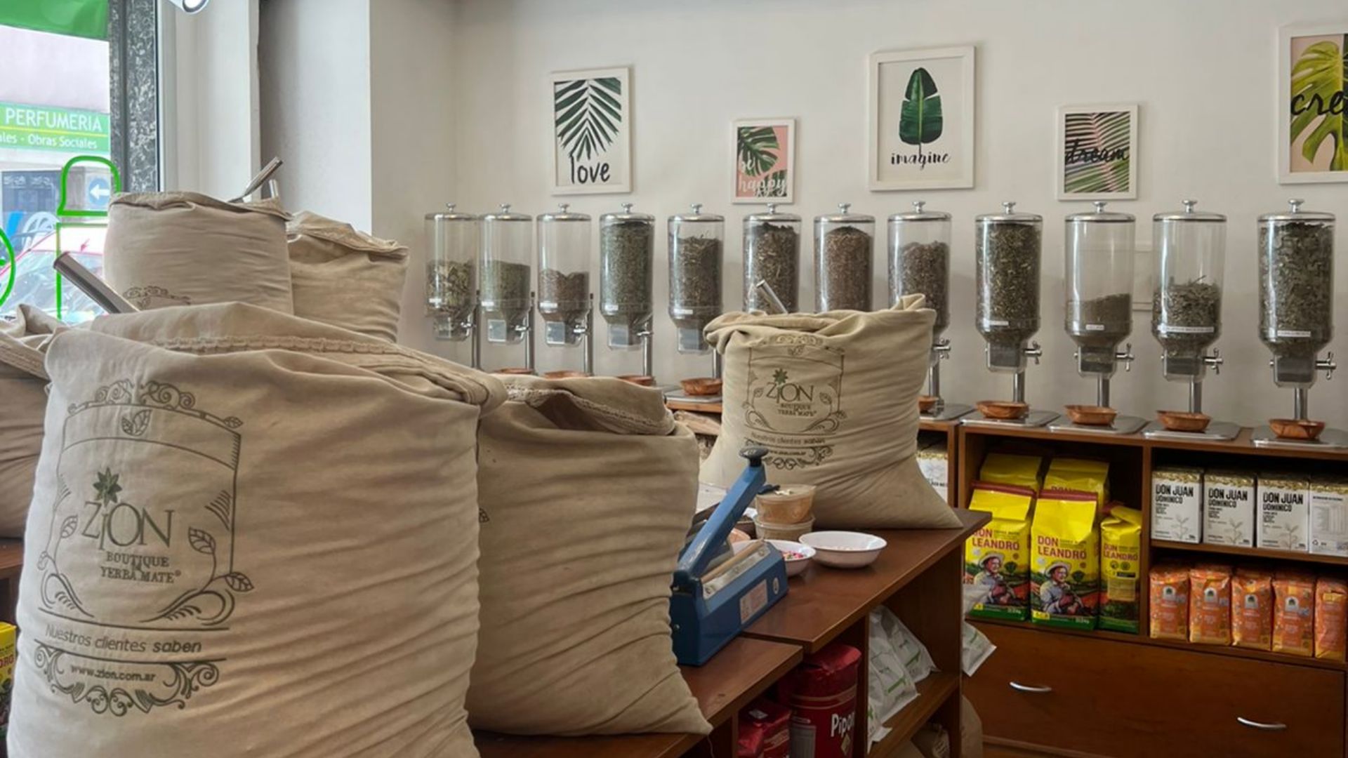 zion-boutique-yerba.jpg